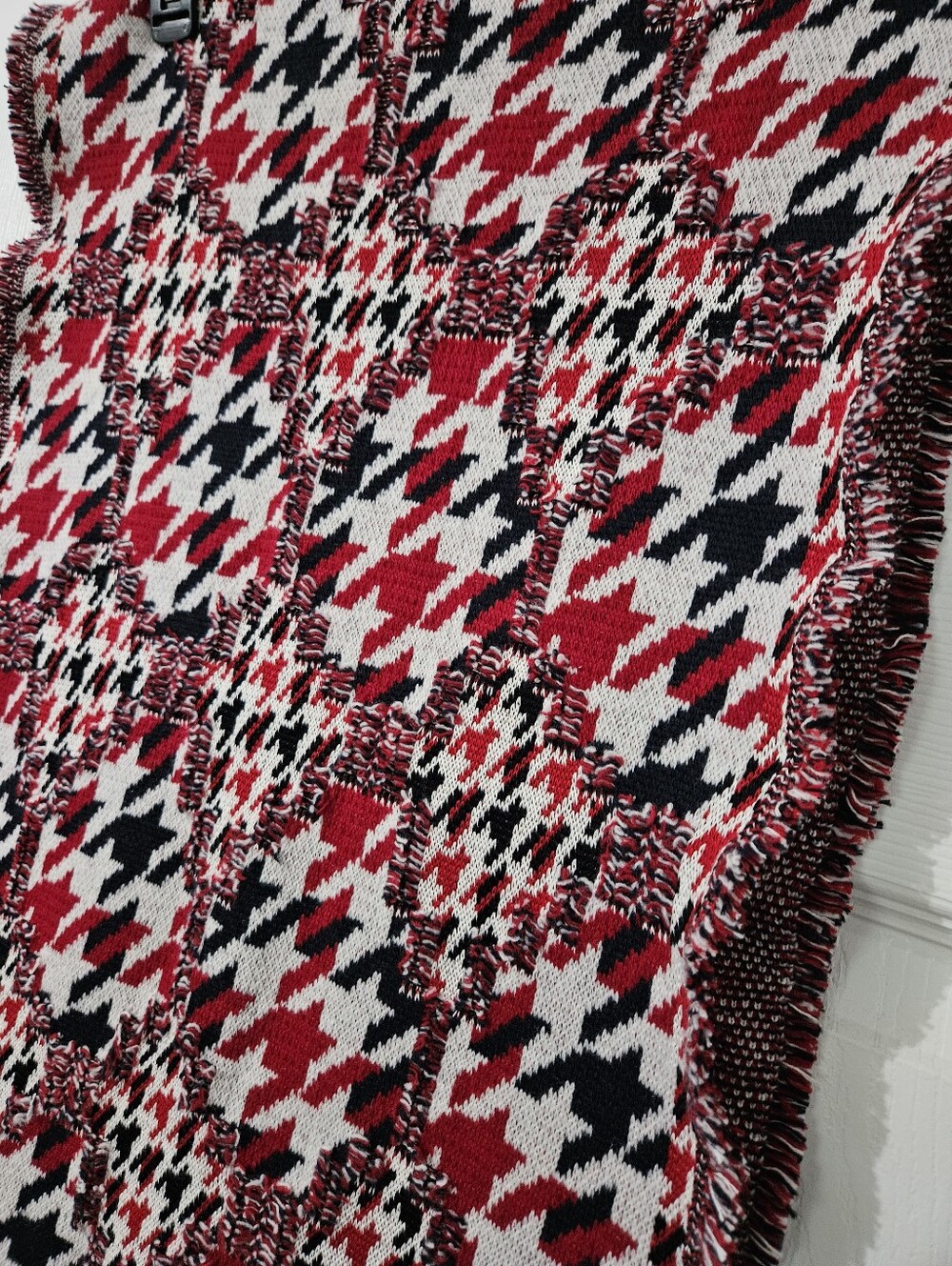 Thom Browne Houndstooth Wool-Blend Scarf w/ Tags - $1095 - Picture 7 of 11